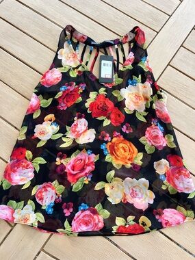 Guess Black Floral Strappy Sleeveless Shell Top